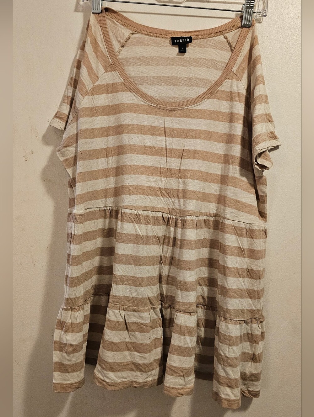 Torrid 1X Mushroom Stripe Babydoll Tiered Slub Top Tan Cream